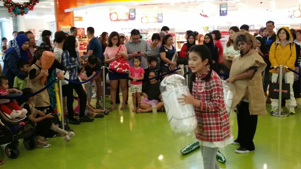 Performances at Clementi Mall The Little Arts Academy